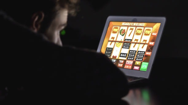roma4d live blackjack table with multilingual dealer interface